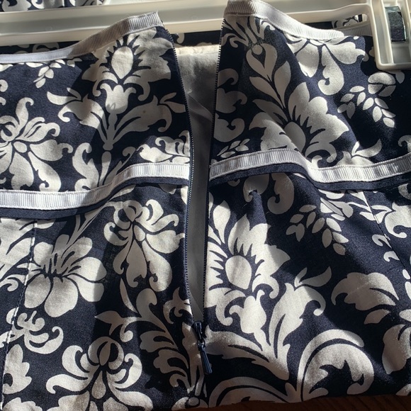 Jones New York Sport size 8 skirt EUC - Picture 5 of 10